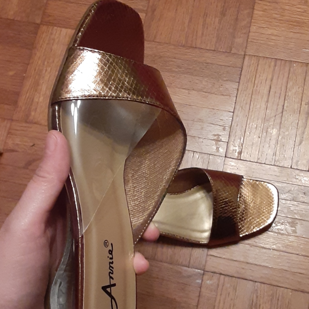 New 8.5M Annie bronze faux snakeskin & clear heels - Picture 7 of 8